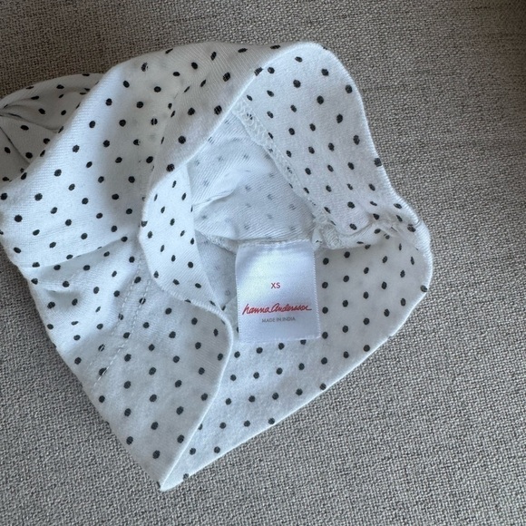 🛑 FINAL SALE! Hanna Andersson Organic top knot baby hat - Picture 4 of 6